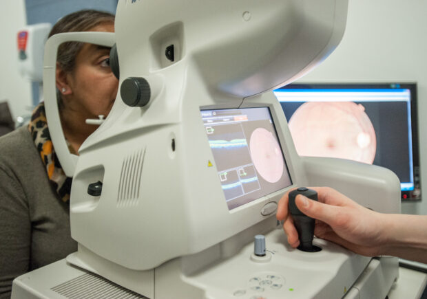 Diabetic eye screening